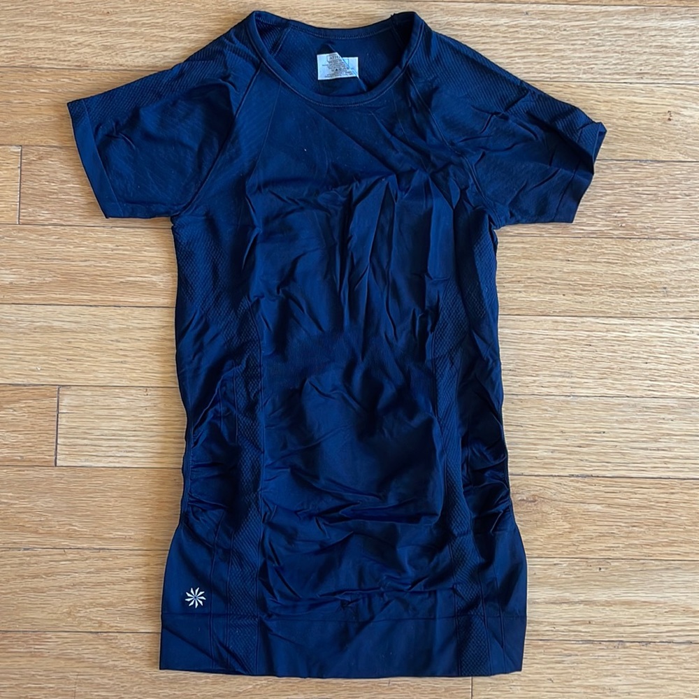 Black Athleta workout t-shirt